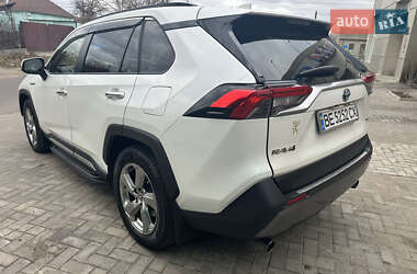 Позашляховик / Кросовер Toyota RAV4 2021 в Миколаєві