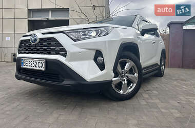 Позашляховик / Кросовер Toyota RAV4 2021 в Миколаєві