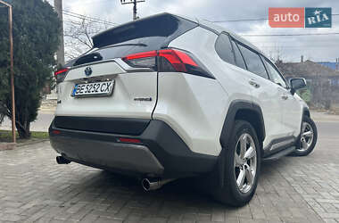 Позашляховик / Кросовер Toyota RAV4 2021 в Миколаєві