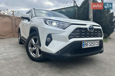 Позашляховик / Кросовер Toyota RAV4 2021 в Миколаєві