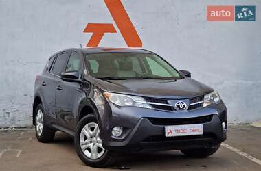 Позашляховик / Кросовер Toyota RAV4 2015 в Одесі