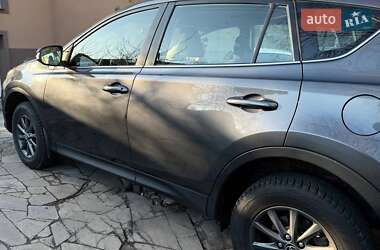 Позашляховик / Кросовер Toyota RAV4 2013 в Києві