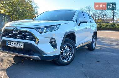 Toyota RAV4 2019