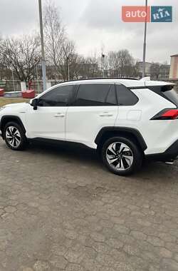 Toyota RAV4 2021