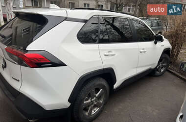 Toyota RAV4 2021