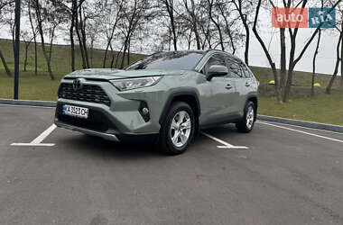 Toyota RAV4 2021