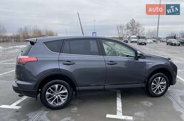 Позашляховик / Кросовер Toyota RAV4 2018 в Києві