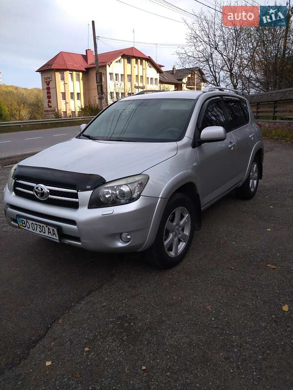 Внедорожник / Кроссовер Toyota RAV4 2007 в Тернополе