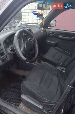 Внедорожник / Кроссовер Toyota RAV4 1998 в 