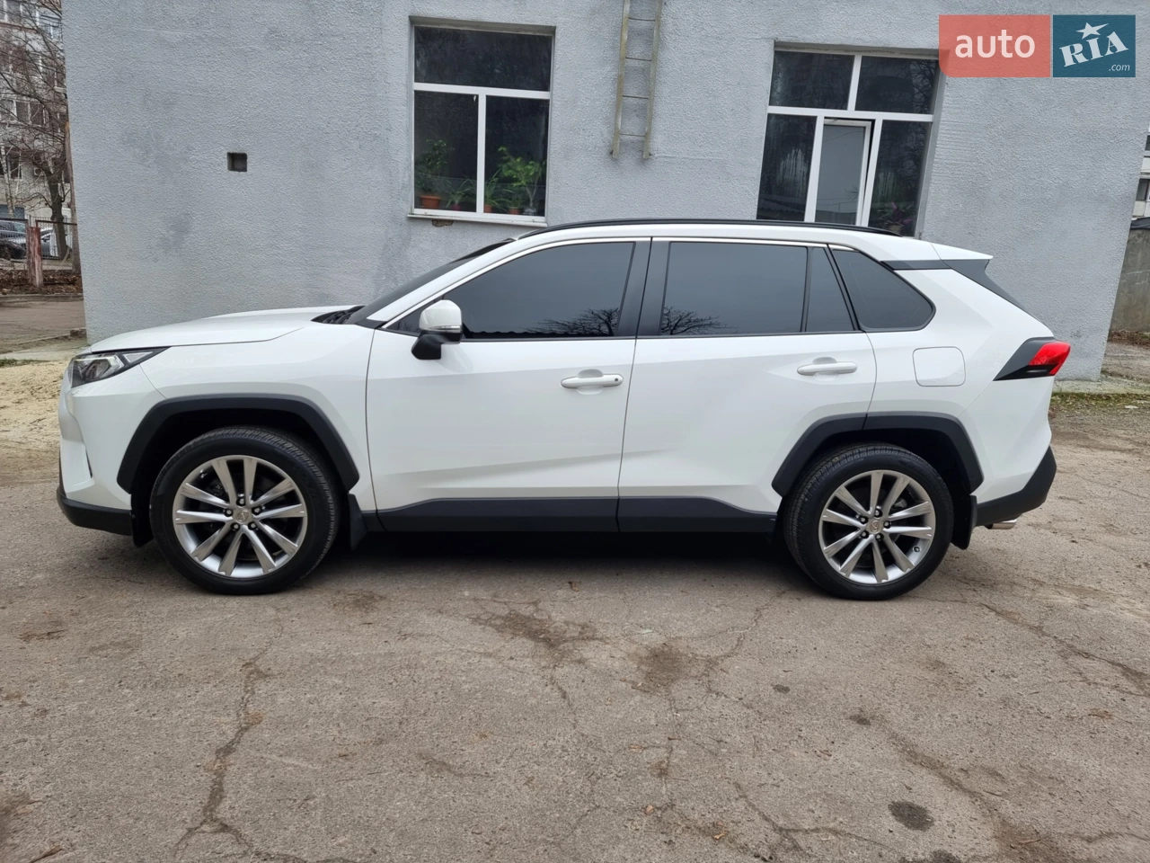 2019 Toyota RAV 4 - мініатюра 14