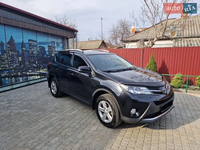 Toyota RAV4 2013