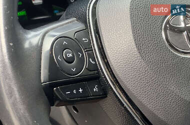 Внедорожник / Кроссовер Toyota RAV4 2020 в Рокитном