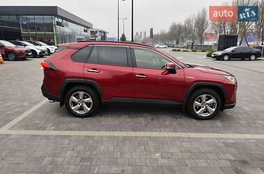 Внедорожник / Кроссовер Toyota RAV4 2020 в Днепре