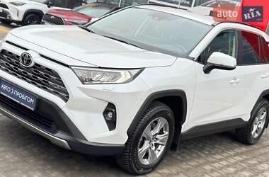 Позашляховик / Кросовер Toyota RAV4 2023 в Івано-Франківську