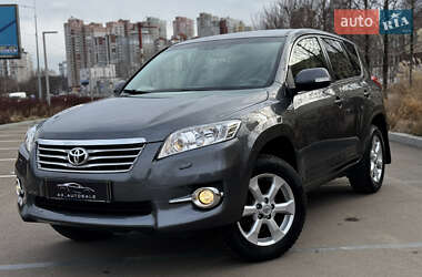 Внедорожник / Кроссовер Toyota RAV4 2011 в Киеве