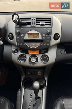 Внедорожник / Кроссовер Toyota RAV4 2008 в Харькове