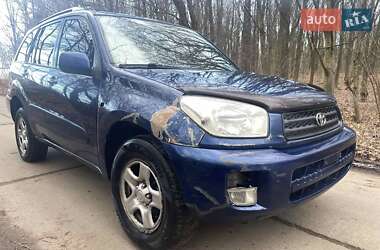 Позашляховик / Кросовер Toyota RAV4 2002 в Рівному