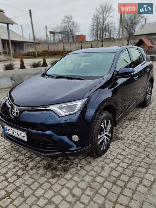 Toyota RAV4 2017