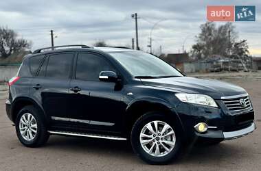 Внедорожник / Кроссовер Toyota RAV4 2011 в Ахтырке