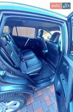 Внедорожник / Кроссовер Toyota RAV4 2013 в 