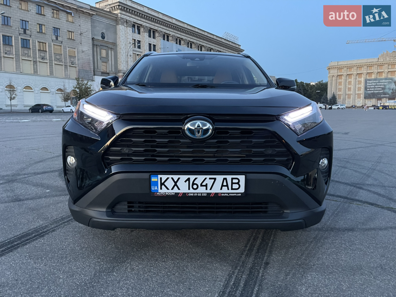 2019 Toyota RAV 4 - мініатюра 10