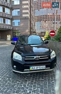 Позашляховик / Кросовер Toyota RAV4 2007 в Києві