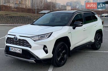 Toyota RAV4 2021