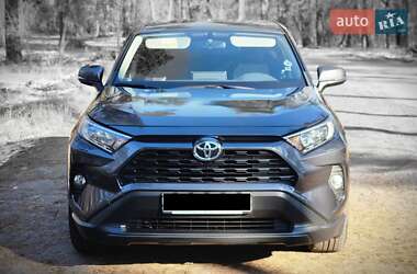 Позашляховик / Кросовер Toyota RAV4 2020 в Черкасах