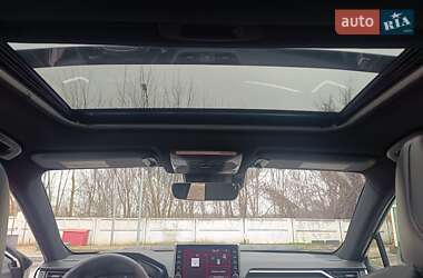 Внедорожник / Кроссовер Toyota RAV4 2022 в 