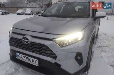 Внедорожник / Кроссовер Toyota RAV4 2023 в Ровно