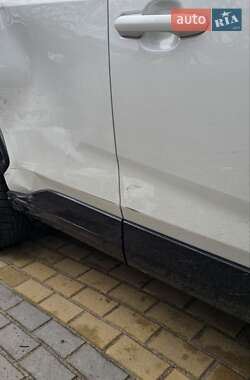 Внедорожник / Кроссовер Toyota RAV4 2021 в 
