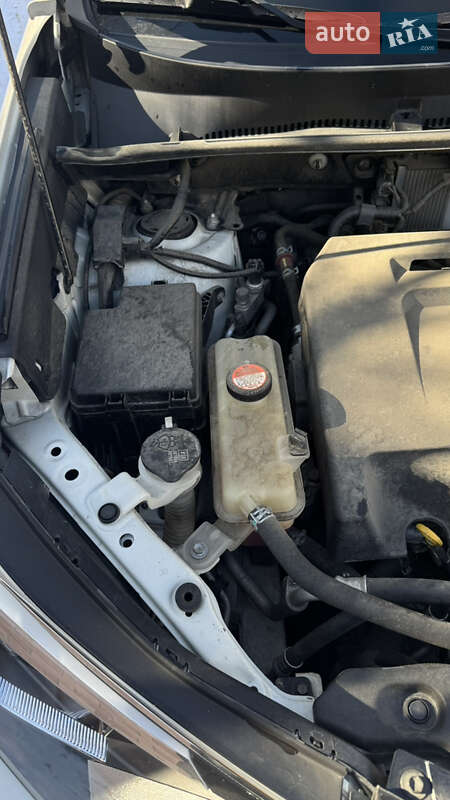 Позашляховик / Кросовер Toyota RAV4 2016 в Костопілі фото 30 Позашляховик / Кросовер Toyota RAV4 2016 в Костопілі