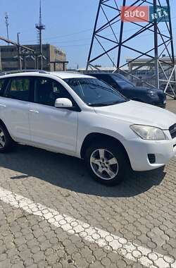 Внедорожник / Кроссовер Toyota RAV4 2009 в Черновцах