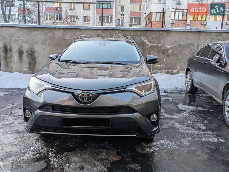 Позашляховик / Кросовер Toyota RAV4 2016 в Києві фото 3 Позашляховик / Кросовер Toyota RAV4 2016 в Києві