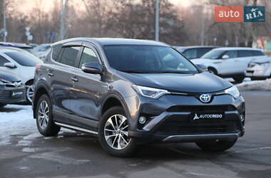 Внедорожник / Кроссовер Toyota RAV4 2016 в Киеве