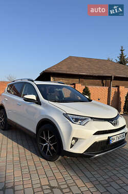 Внедорожник / Кроссовер Toyota RAV4 2016 в Одессе