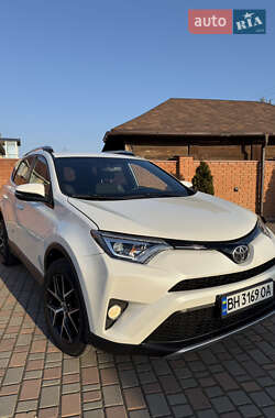 Toyota RAV4 2016