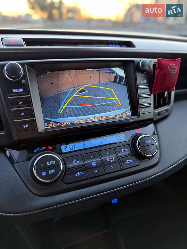 Позашляховик / Кросовер Toyota RAV4 2016 в Одесі