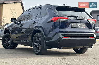 Позашляховик / Кросовер Toyota RAV4 2020 в Києві