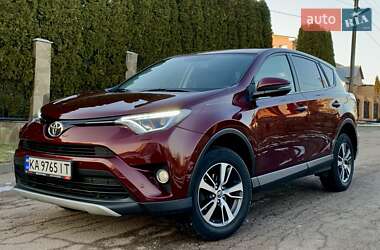 Внедорожник / Кроссовер Toyota RAV4 2016 в Киеве