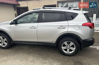 Позашляховик / Кросовер Toyota RAV4 2013 в Броварах