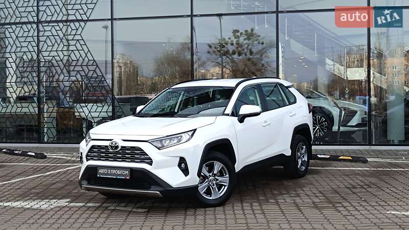 Позашляховик / Кросовер Toyota RAV4 2023 в Києві