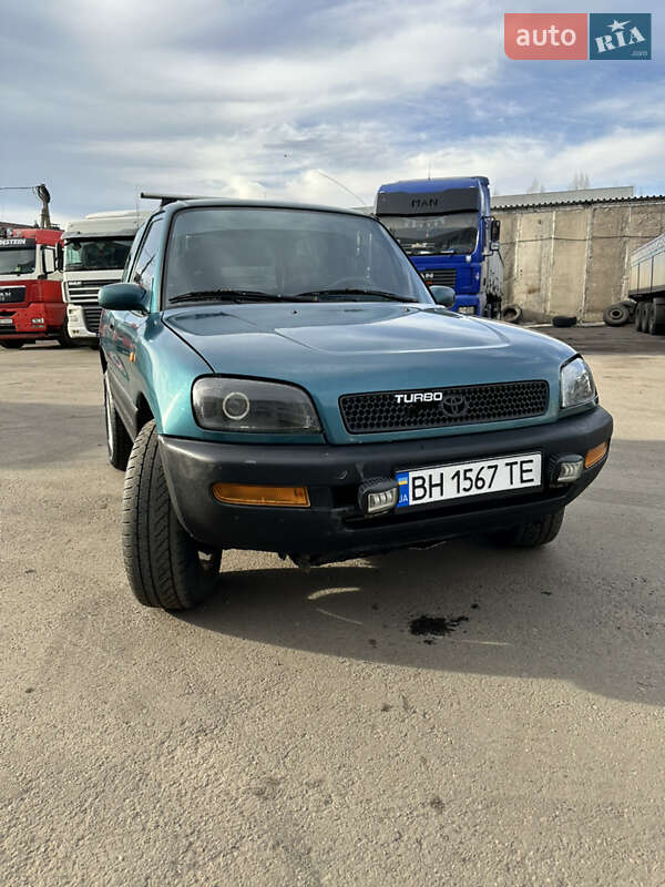 Внедорожник / Кроссовер Toyota RAV4 1995 в Николаеве