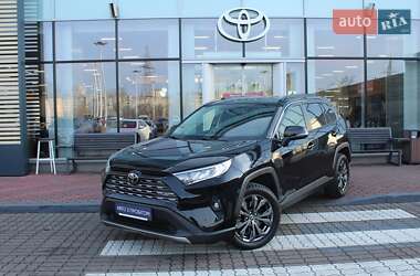 Позашляховик / Кросовер Toyota RAV4 2022 в Києві