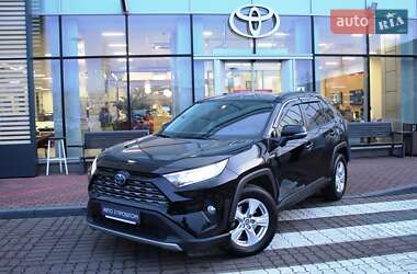 Toyota RAV4 2021