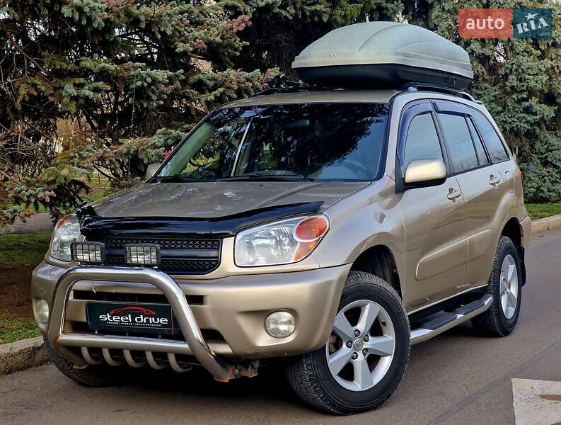 Toyota RAV4 2004