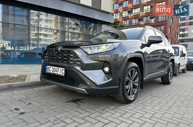 Внедорожник / Кроссовер Toyota RAV4 2022 в Львове