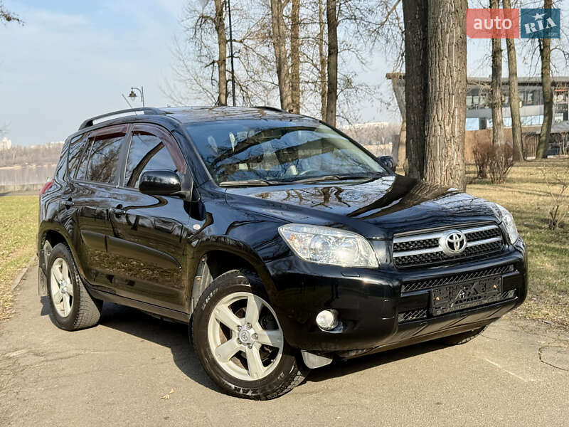 Позашляховик / Кросовер Toyota RAV4 2006 в Києві