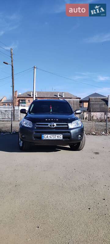 Позашляховик / Кросовер Toyota RAV4 2008 в Черкасах