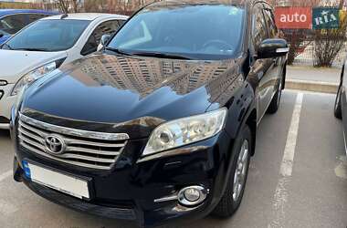 Позашляховик / Кросовер Toyota RAV4 2011 в Києві